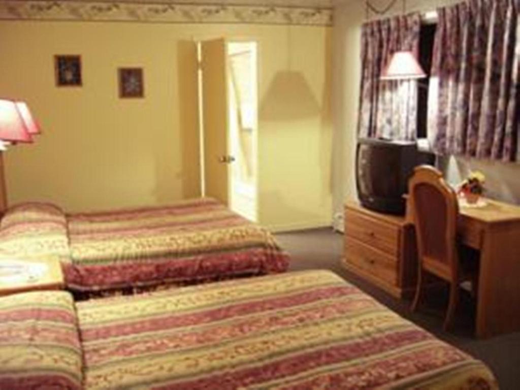 מונט טרמבלאנט Auberge Mountain View Inn מראה חיצוני תמונה